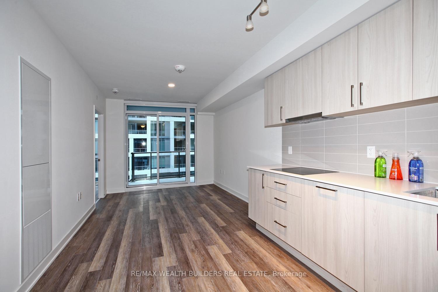 Photo 7 of Unit 1013W, 27 Bathurst Street, Toronto, Waterfront Communities — HOMEH
