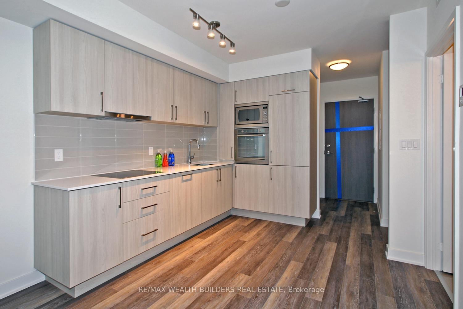 Photo 10 of Unit 1013W, 27 Bathurst Street, Toronto, Waterfront Communities — HOMEH