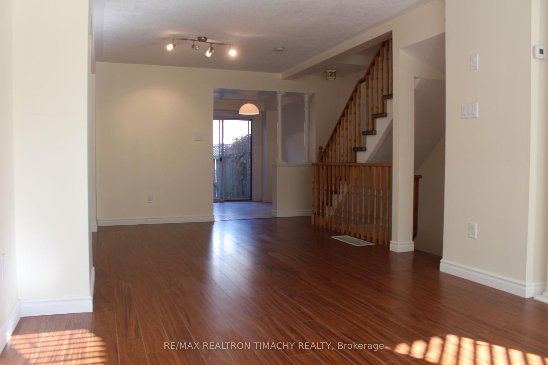 Photo 7 of Unit 33A, 18 Clark Avenue W, Vaughan, Crestwood-Springfarm-Yorkhill — HOMEH