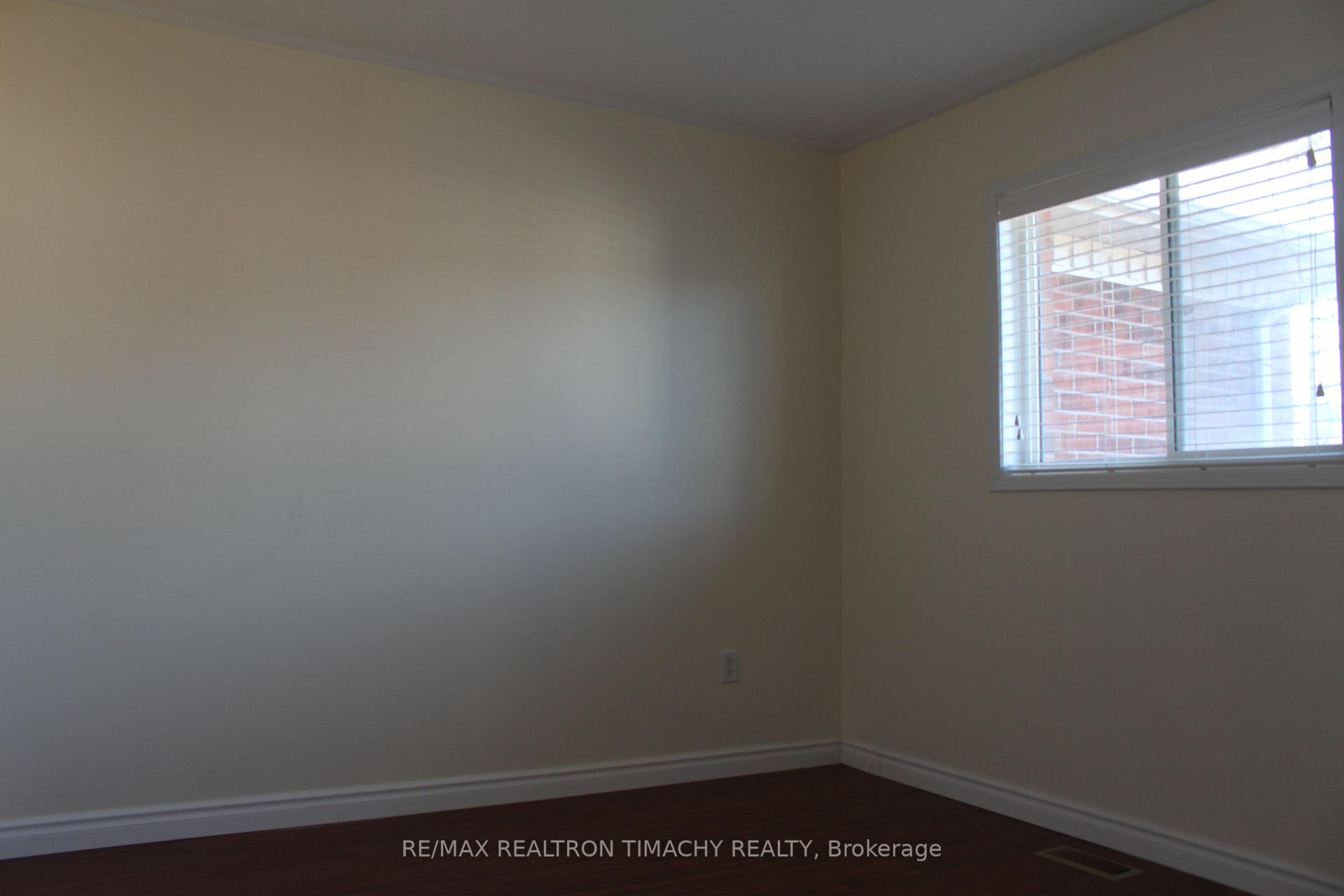 Photo 16 of Unit 33A, 18 Clark Avenue W, Vaughan, Crestwood-Springfarm-Yorkhill — HOMEH