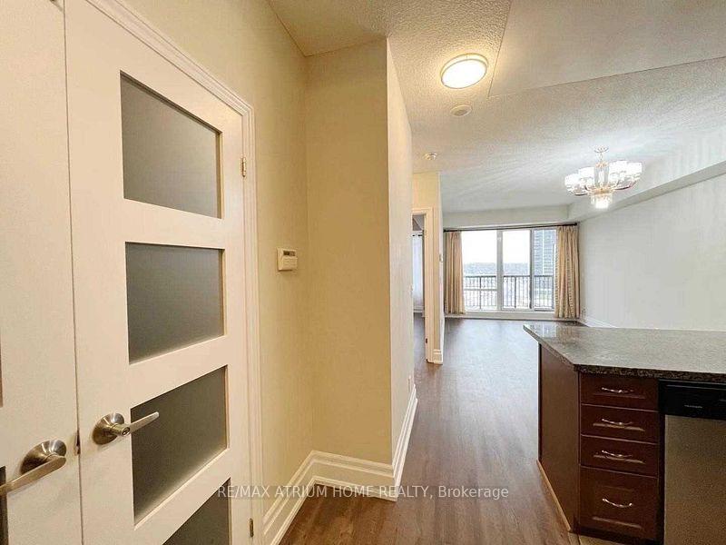 Photo 3 of Unit 905, 151 Upper Duke Crescent, Markham, Unionville — HOMEH