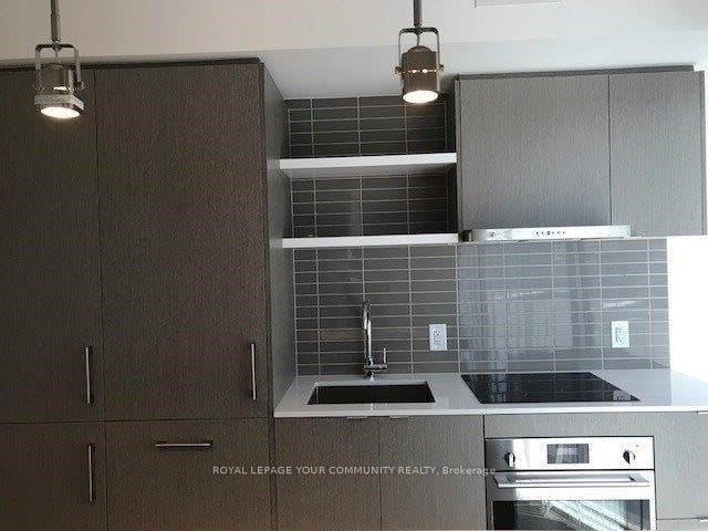 Photo 4 of Unit 3702, 88 Harbour Street, Toronto, Waterfront Communities — HOMEH