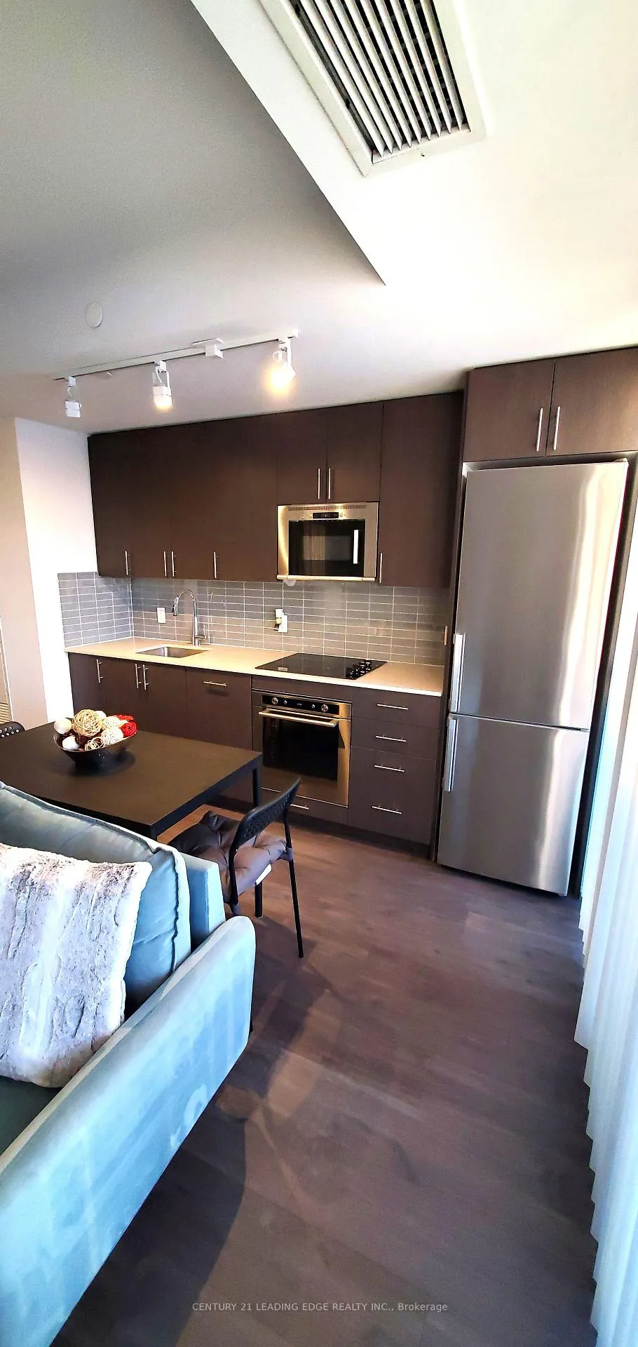 Photo 8 of Unit 921, 2550 Simcoe Street N, Oshawa, Windfields — HOMEH