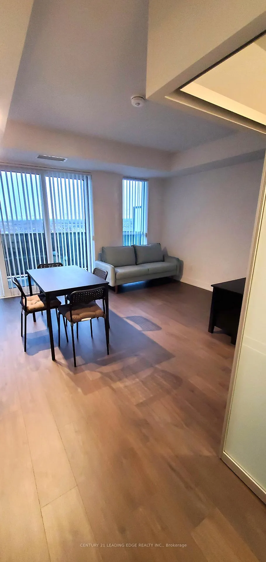 Photo 13 of Unit 921, 2550 Simcoe Street N, Oshawa, Windfields — HOMEH