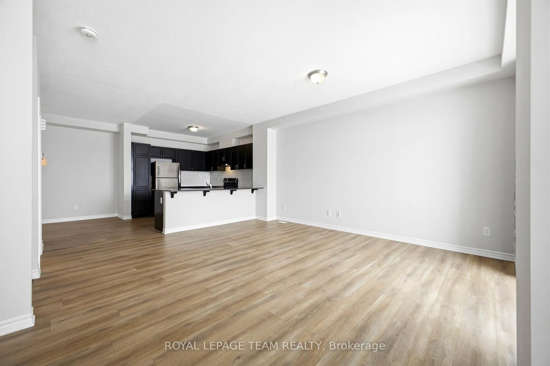 Photo 7 of 362 Aphelion Crescent, Ottawa, Barrhaven - Half Moon Bay — HOMEH