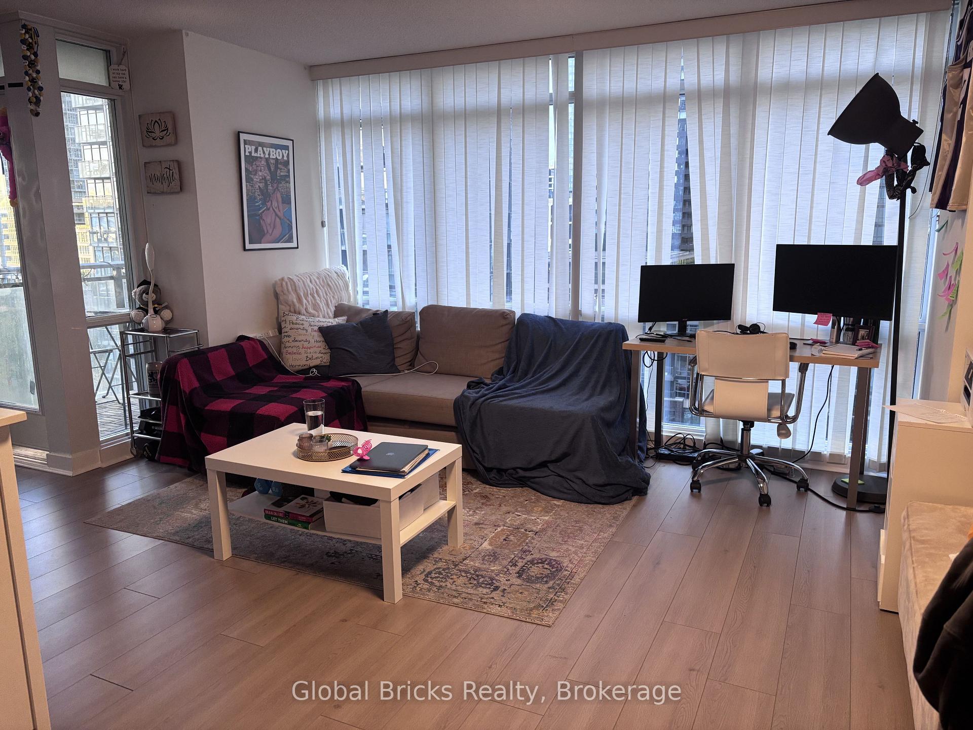 Photo 8 of Unit 1003, 11 Brunel Court, Toronto, Waterfront Communities — HOMEH