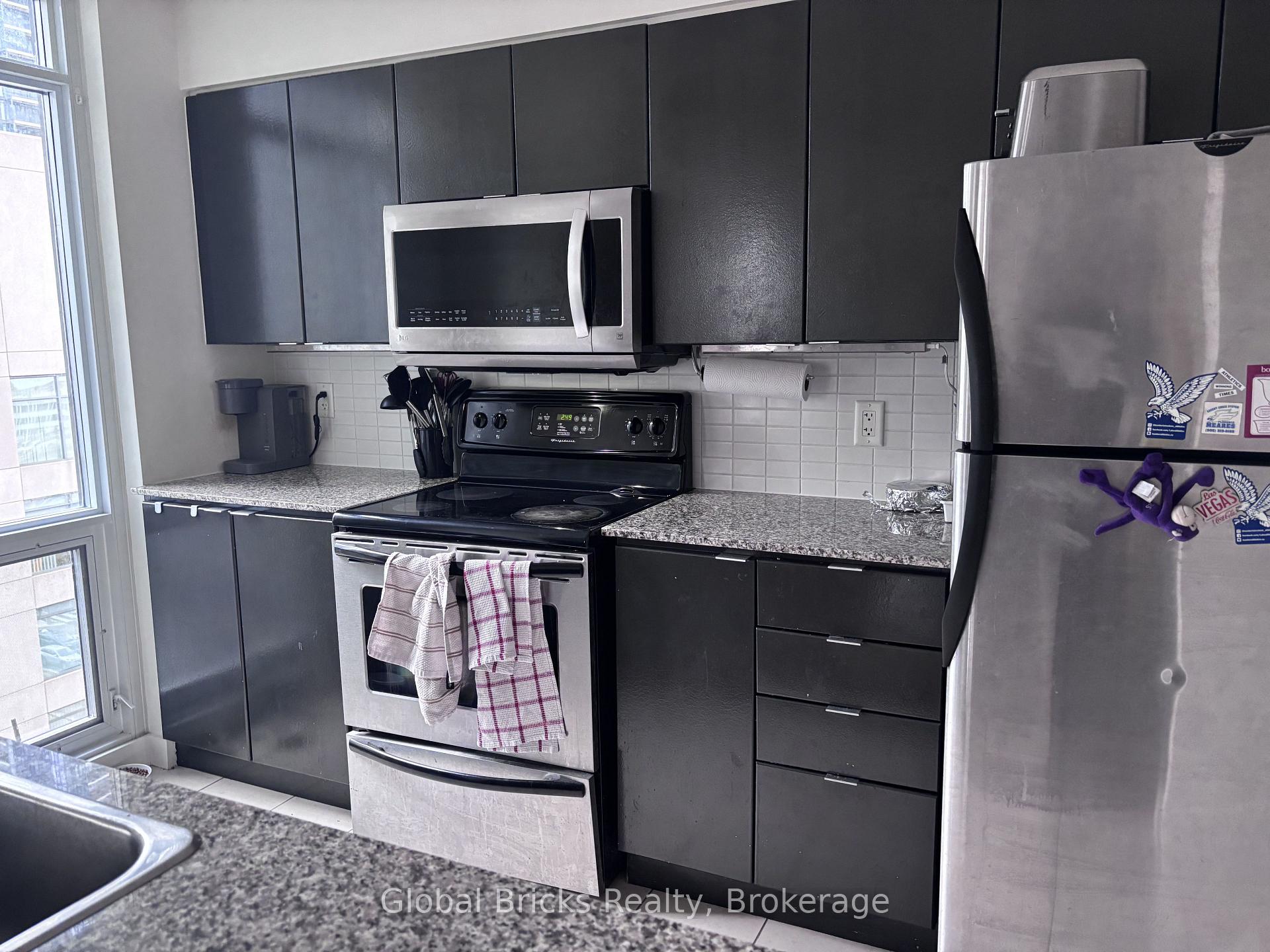 Photo 9 of Unit 1003, 11 Brunel Court, Toronto, Waterfront Communities — HOMEH