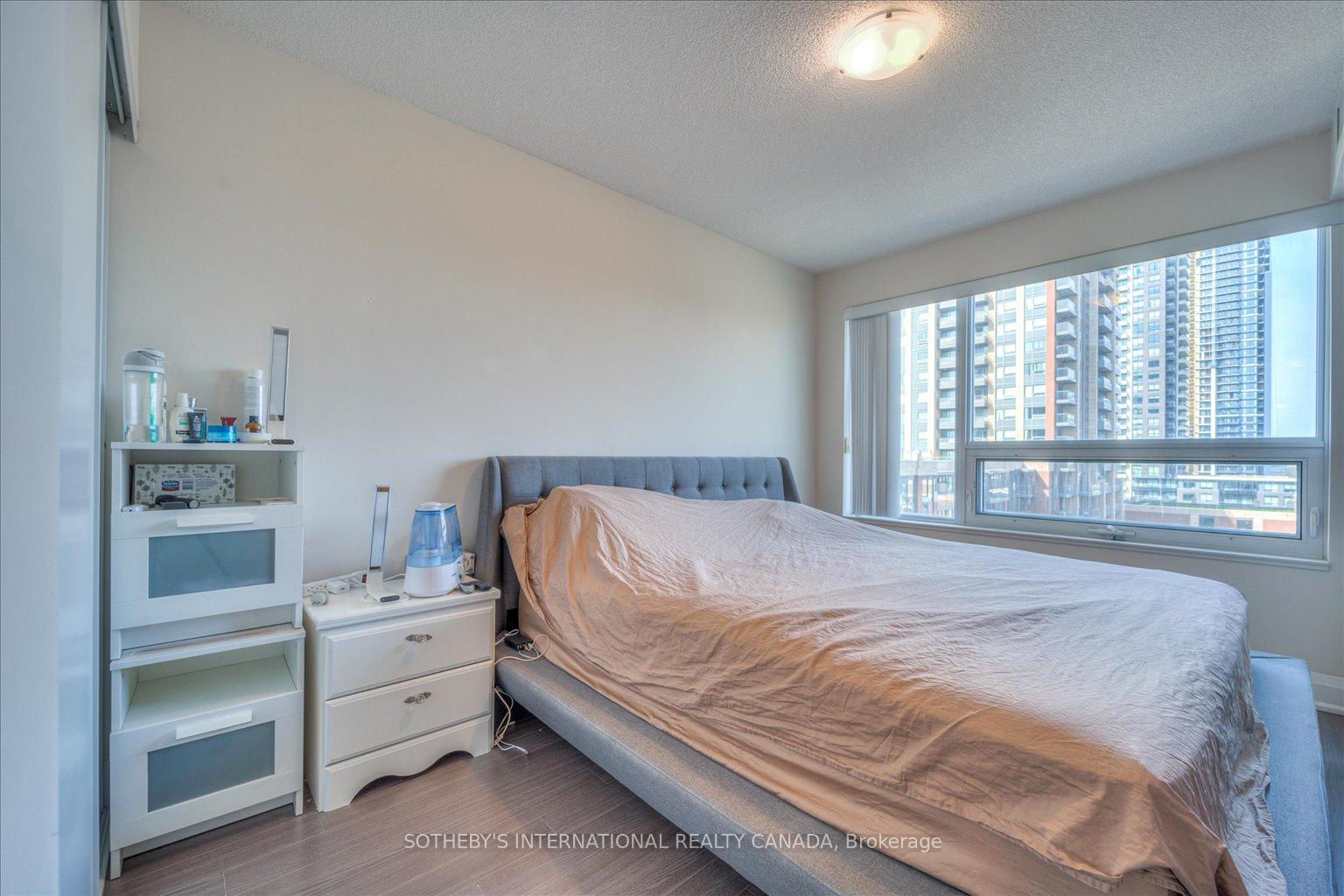 Photo 7 of Unit 1007, 1 Uptown Drive, Markham, Unionville — HOMEH