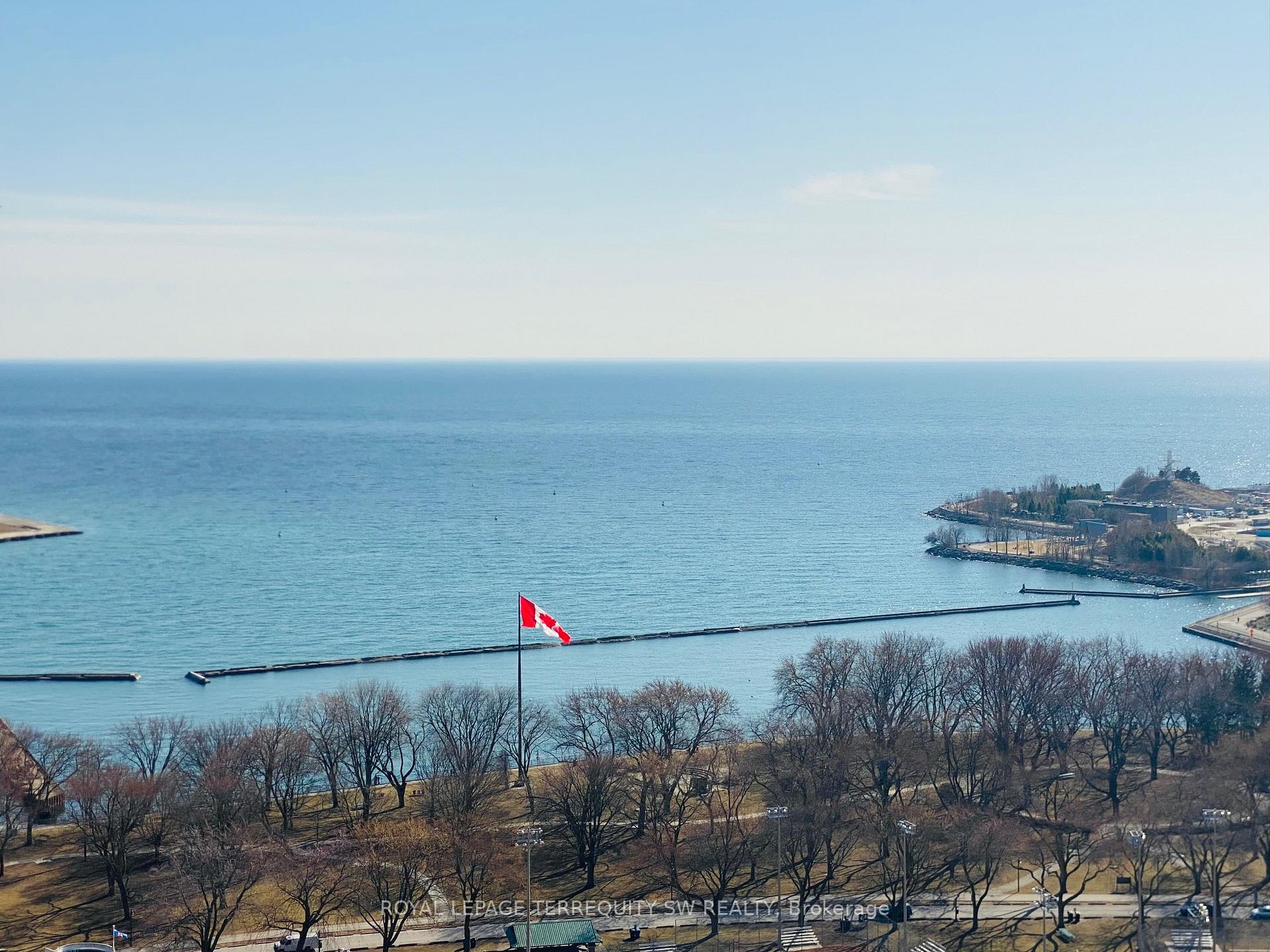 Photo 16 of Unit 2907, 215 Fort York Boulevard, Toronto, Niagara — HOMEH
