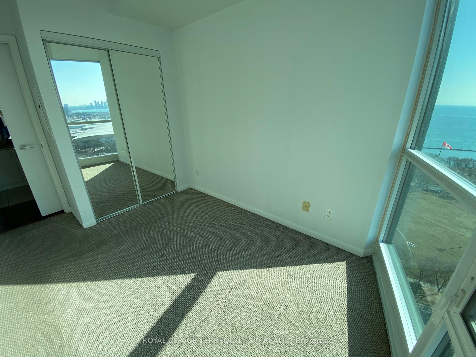 Photo 19 of Unit 2907, 215 Fort York Boulevard, Toronto, Niagara — HOMEH