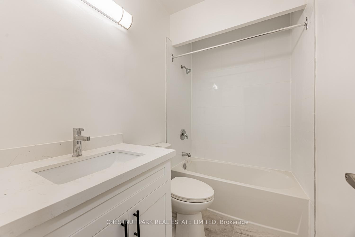 Photo 9 of Unit 103, 2500 Bathurst Street, Toronto, Forest Hill North — HOMEH