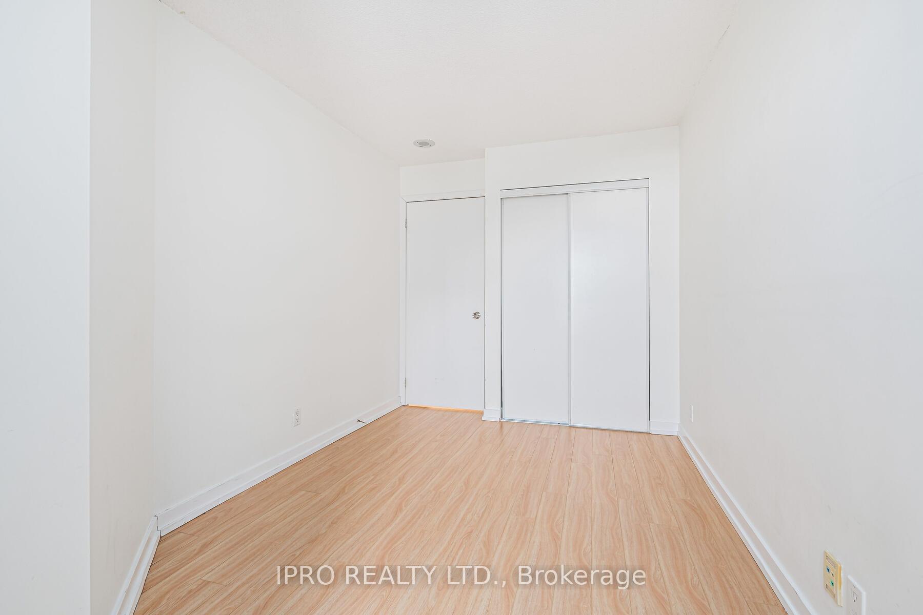 Photo 6 of Unit 1808, 373 Front Street W, Toronto, Waterfront Communities — HOMEH