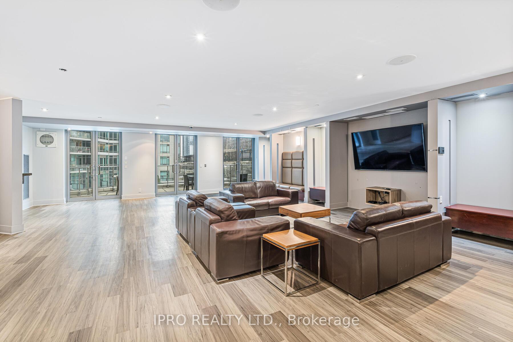 Photo 14 of Unit 1808, 373 Front Street W, Toronto, Waterfront Communities — HOMEH