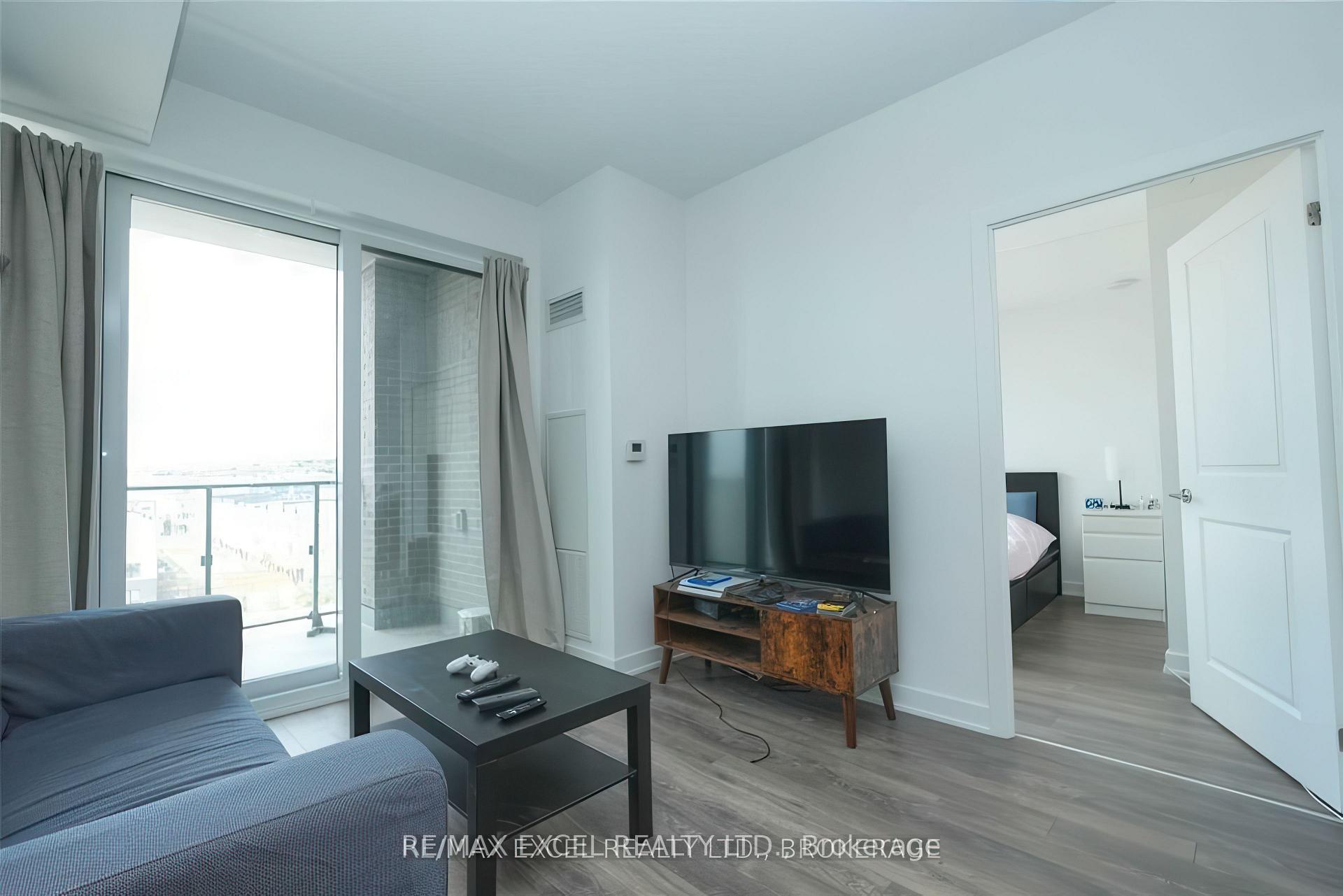 Photo 3 of Unit 524, 100 Eagle Rock Way, Vaughan, Rural Vaughan — HOMEH