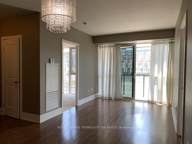 Photo 3 of Unit 330, 560 Front Street W, Toronto, Waterfront Communities — HOMEH