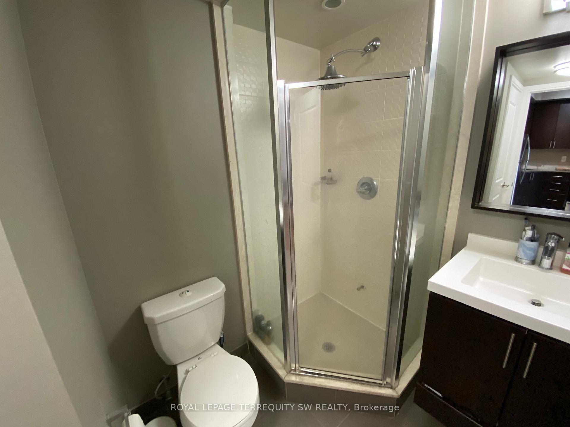 Photo 11 of Unit 330, 560 Front Street W, Toronto, Waterfront Communities — HOMEH