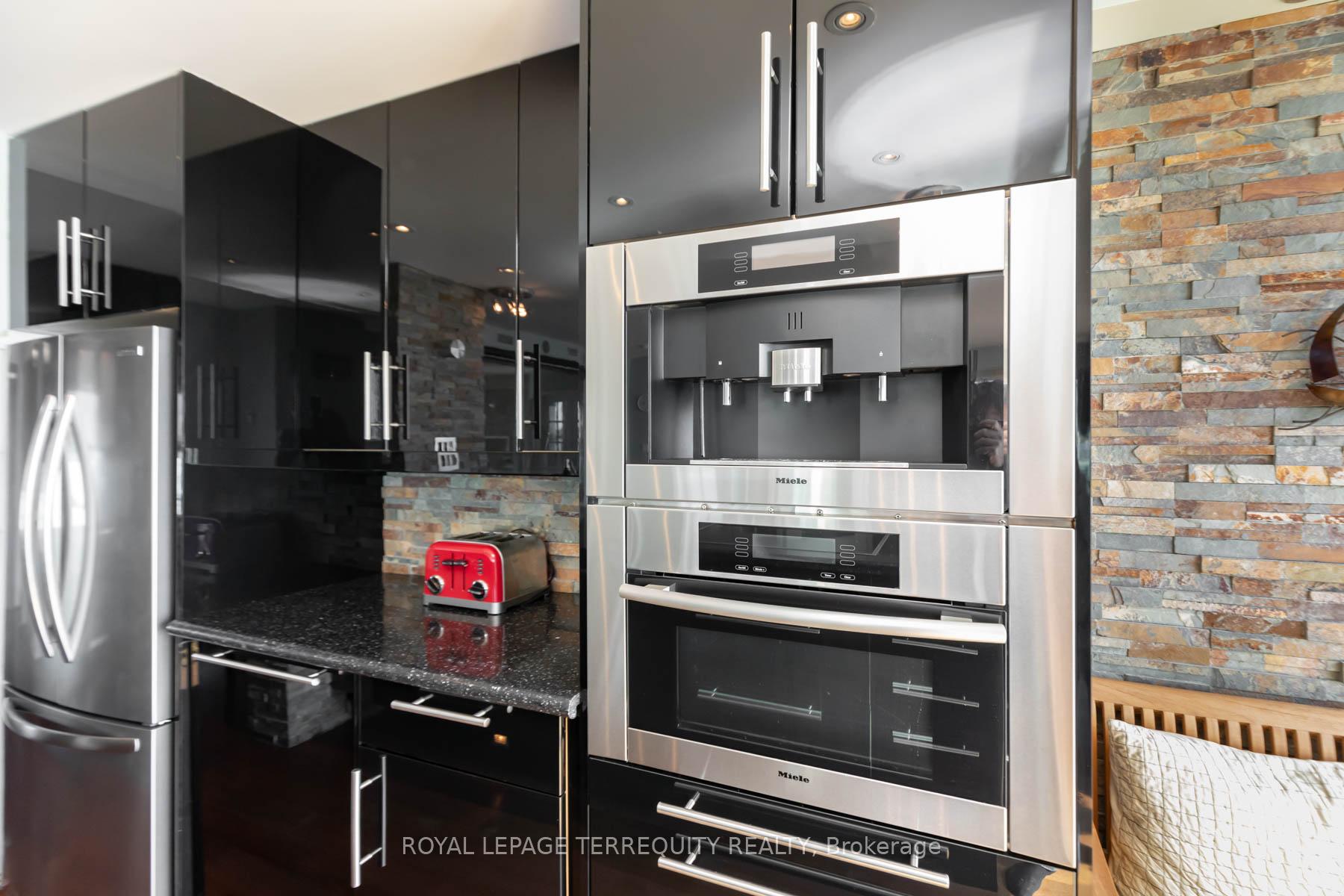 Photo 32 of Unit 708 LT, 99 Harbour Square, Toronto, Waterfront Communities — HOMEH