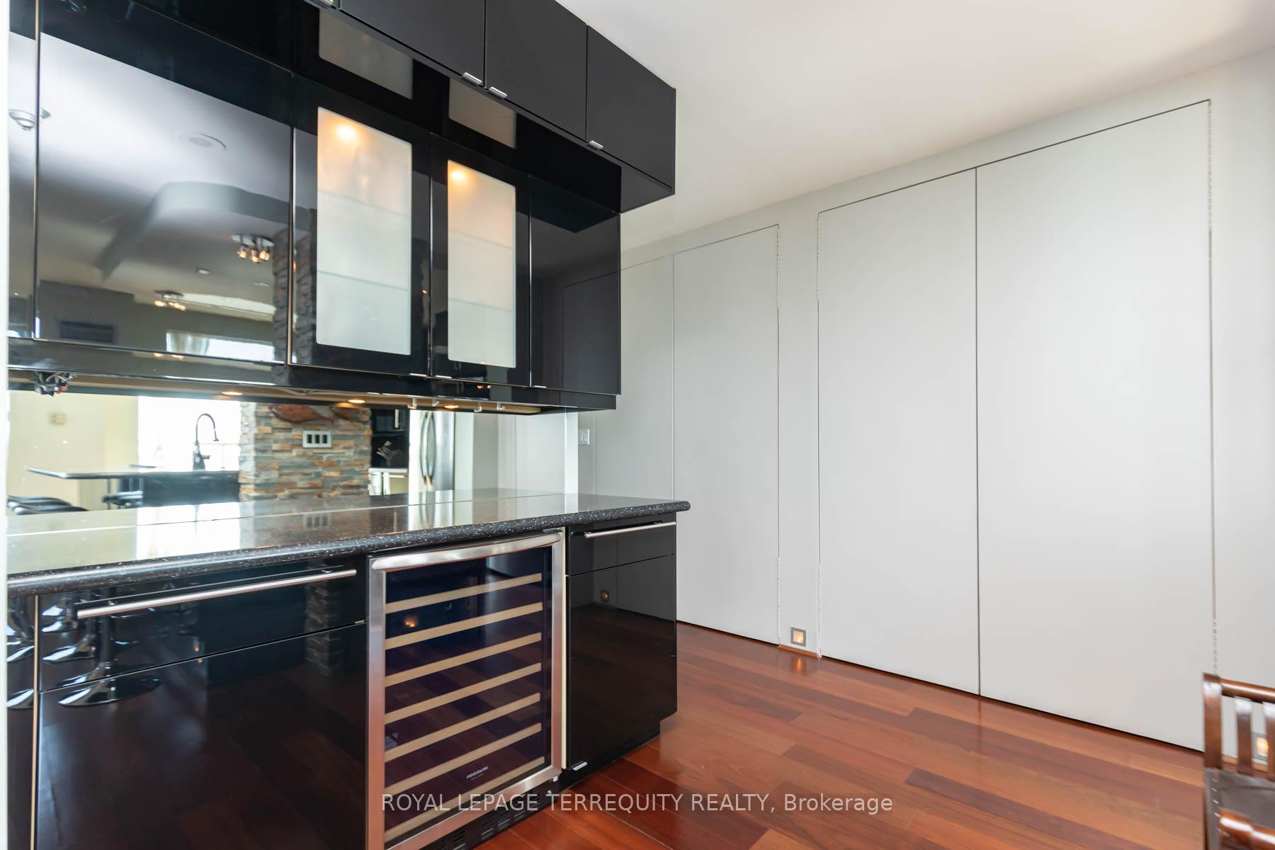Photo 33 of Unit 708 LT, 99 Harbour Square, Toronto, Waterfront Communities — HOMEH