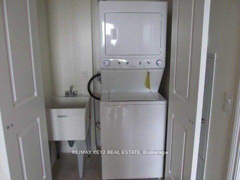 Photo 8 of Unit 707, 9255 Jane Street, Vaughan, Maple — HOMEH
