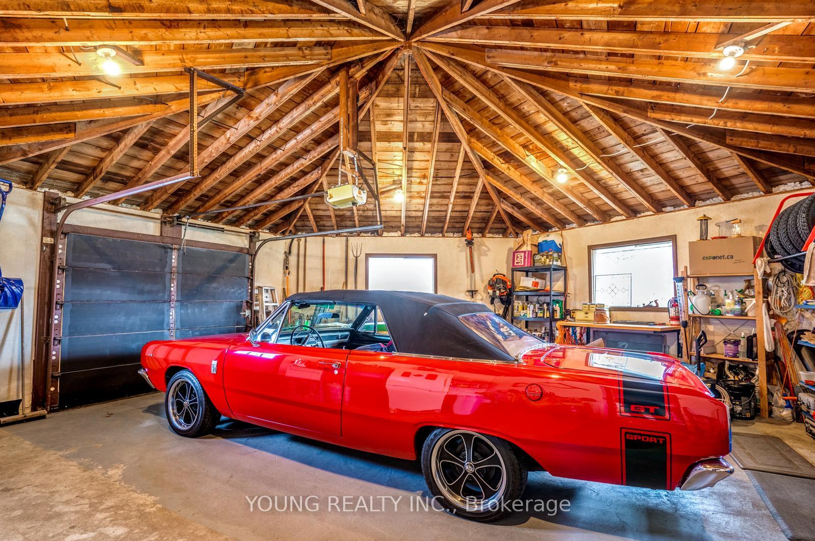 Photo 35 of 125 Cousins Drive E, Aurora, Aurora Grove — HOMEH