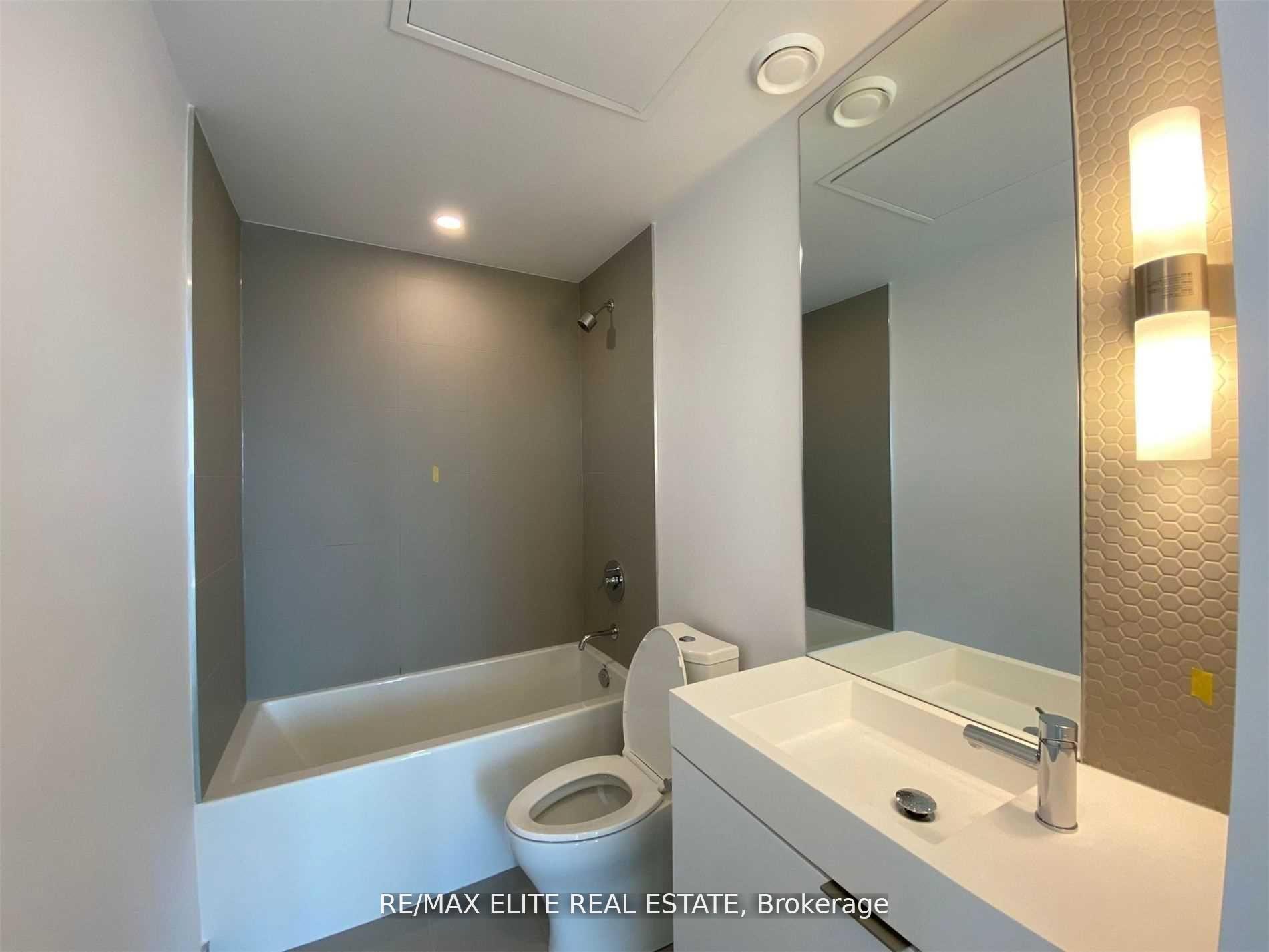 Photo 6 of Unit 2808, 33 Helendale Avenue, Toronto, Yonge-Eglinton — HOMEH