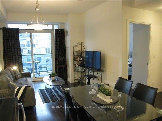 Photo 9 of Unit 911, 7165 Yonge Street, Markham, Grandview — HOMEH