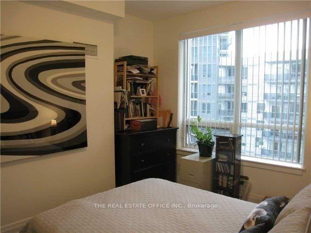 Photo 11 of Unit 911, 7165 Yonge Street, Markham, Grandview — HOMEH