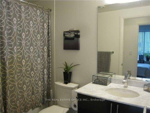 Photo 12 of Unit 911, 7165 Yonge Street, Markham, Grandview — HOMEH