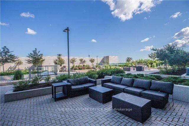 Photo 19 of Unit 911, 7165 Yonge Street, Markham, Grandview — HOMEH