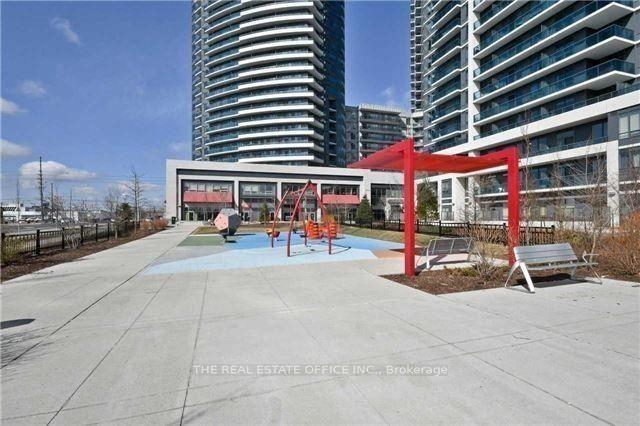 Photo 20 of Unit 911, 7165 Yonge Street, Markham, Grandview — HOMEH