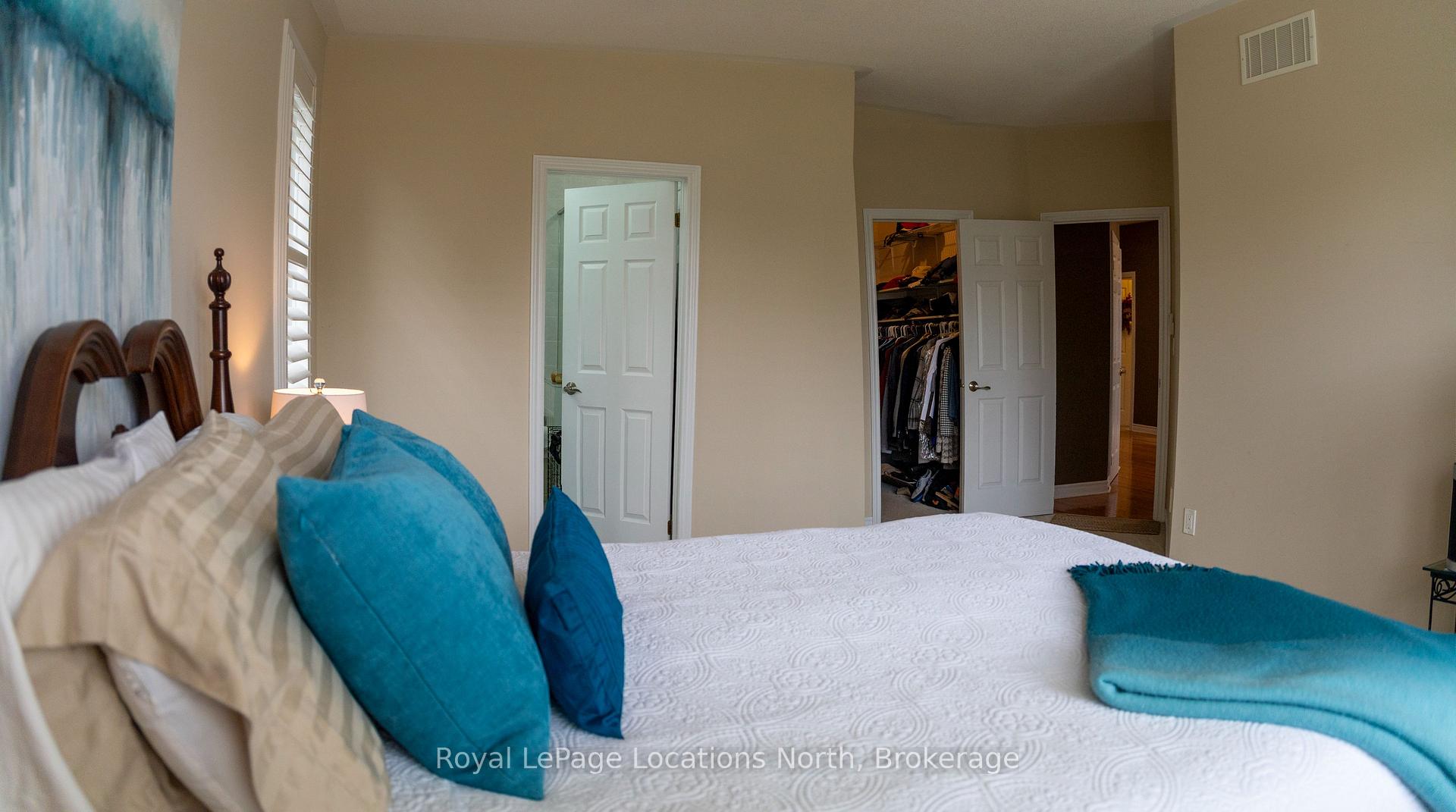 Photo 7 of 21 Marine View Drive, Collingwood — HOMEH