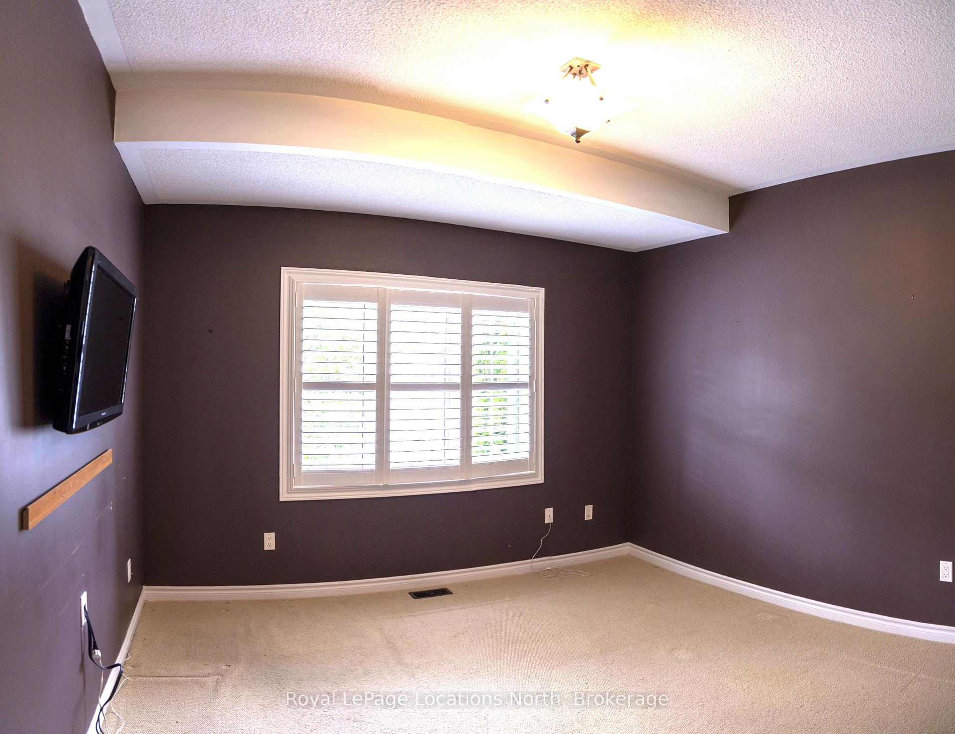 Photo 9 of 21 Marine View Drive, Collingwood — HOMEH