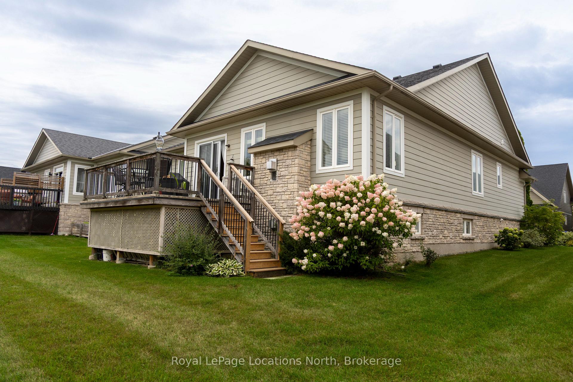 Photo 13 of 21 Marine View Drive, Collingwood — HOMEH