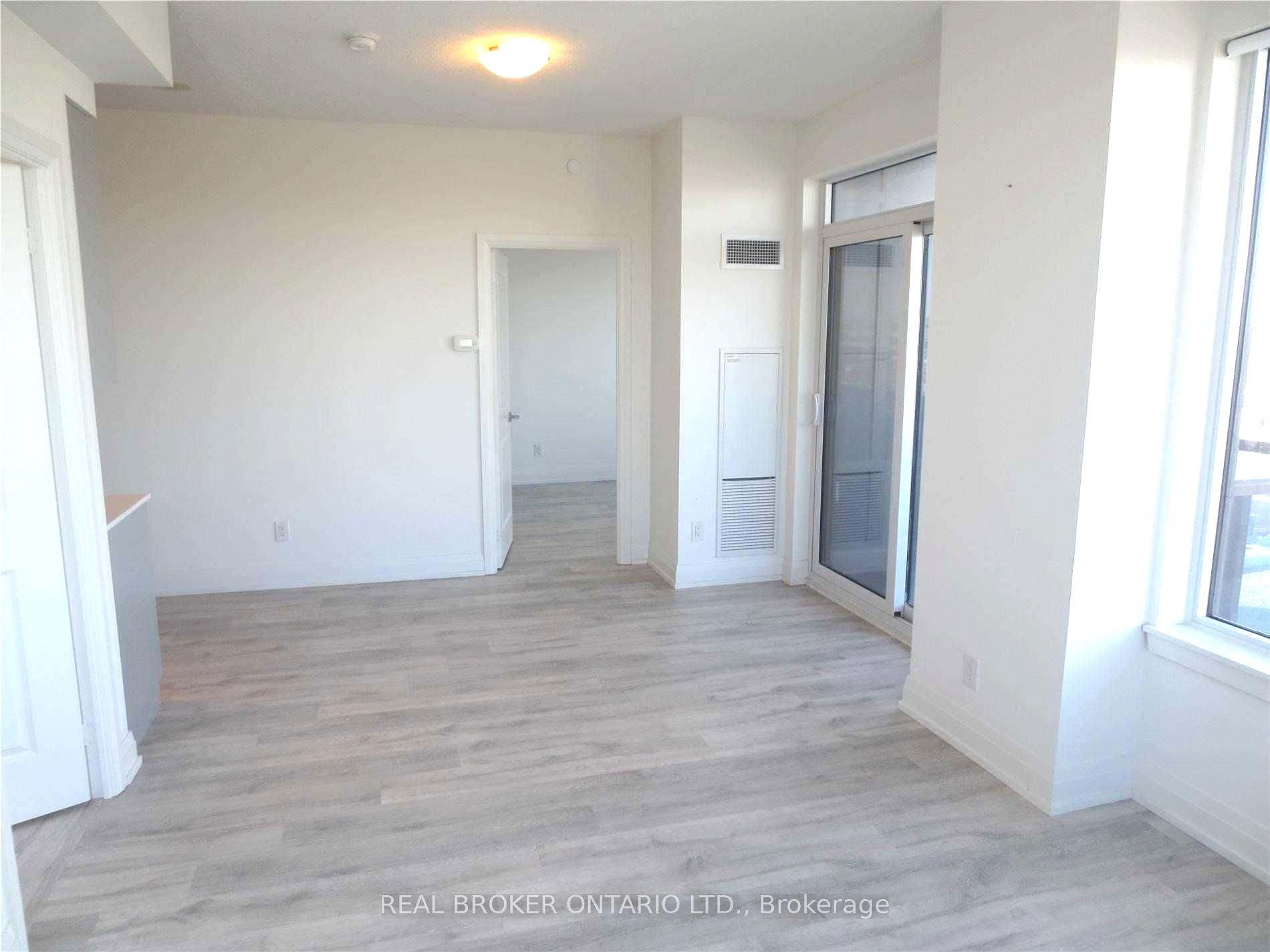Photo 3 of Unit 1005, 3600 Highway 7 Road, Vaughan, Vaughan Corporate Centre — HOMEH