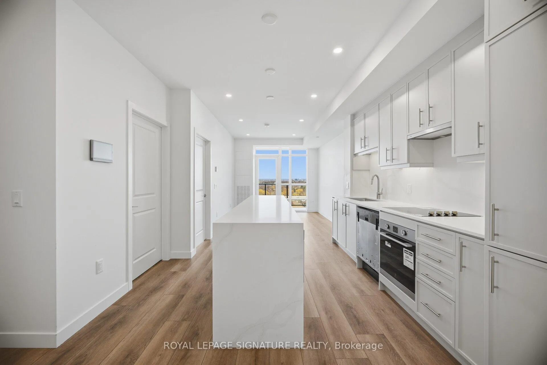 Photo 6 of Unit 1003, 461 Green Road, Hamilton, Lakeshore — HOMEH