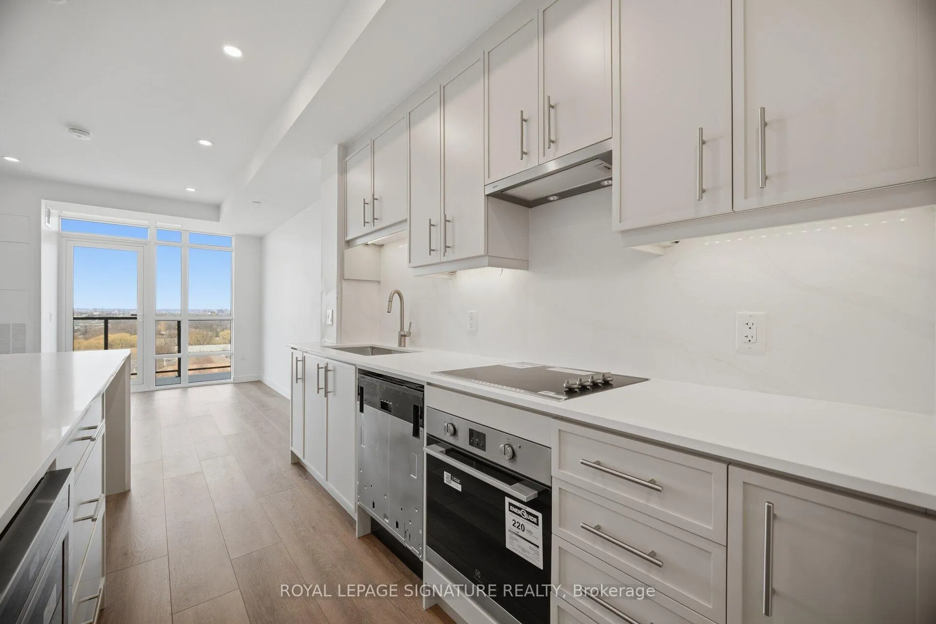 Photo 9 of Unit 1003, 461 Green Road, Hamilton, Lakeshore — HOMEH