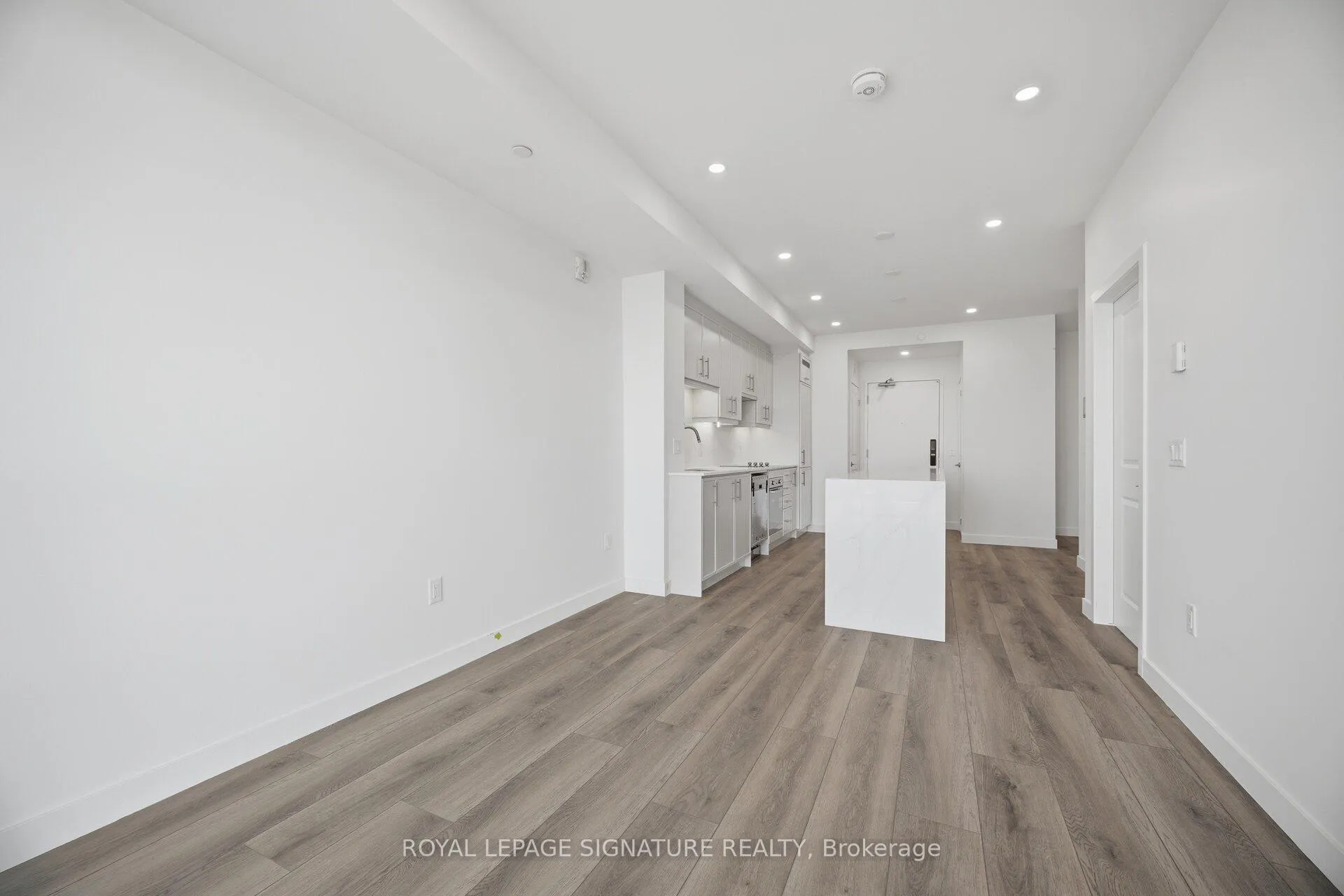 Photo 14 of Unit 1003, 461 Green Road, Hamilton, Lakeshore — HOMEH