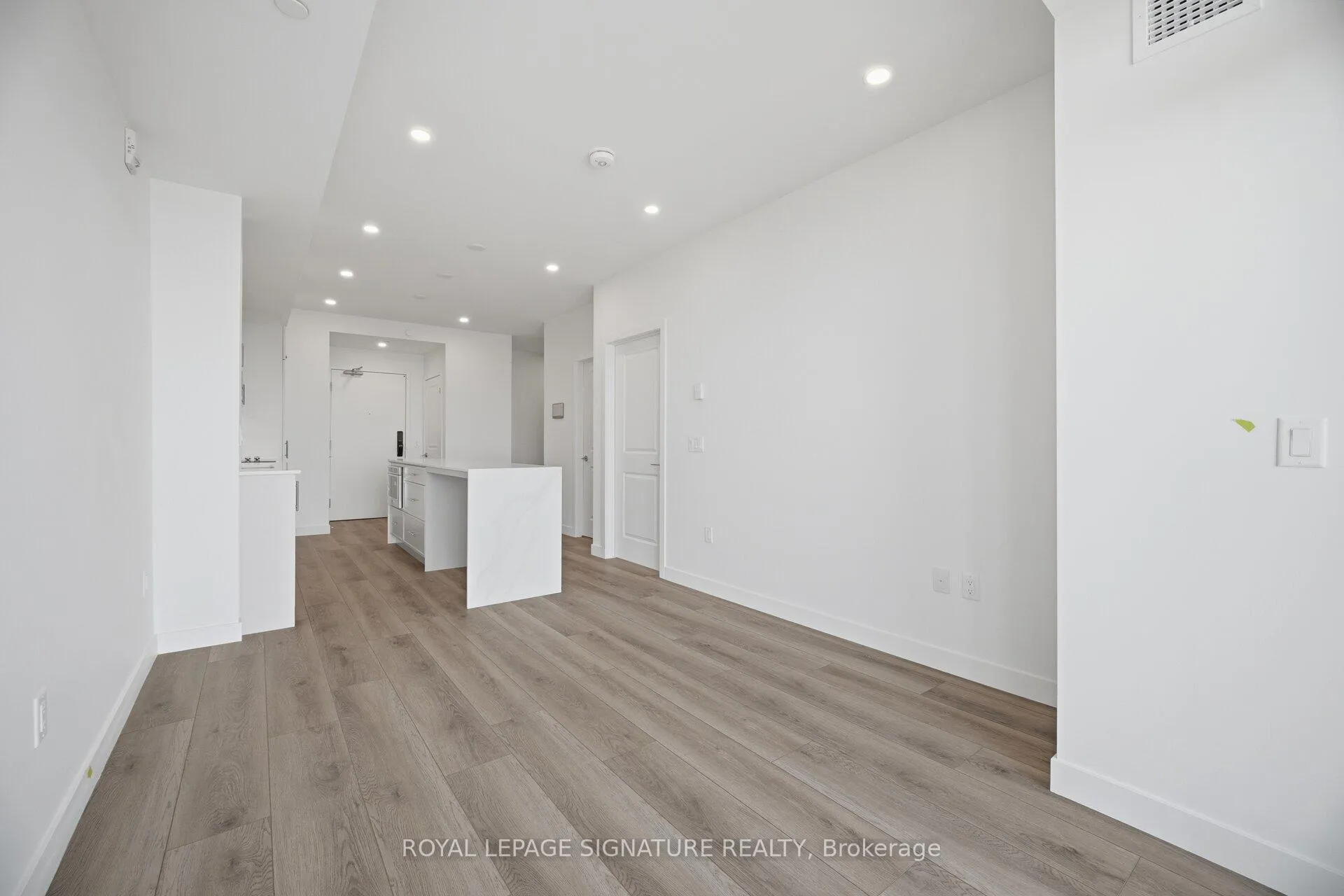 Photo 18 of Unit 1003, 461 Green Road, Hamilton, Lakeshore — HOMEH