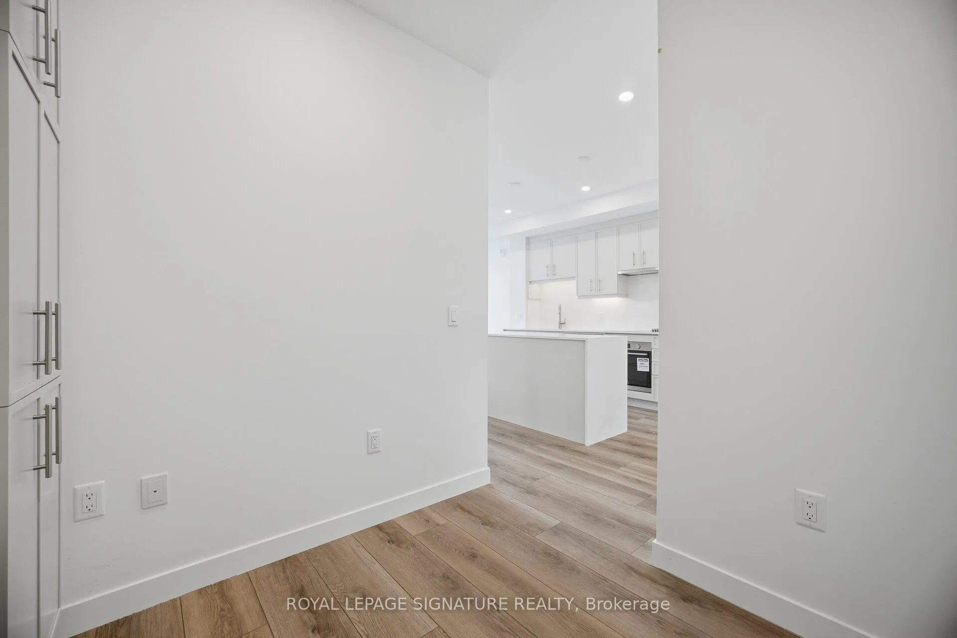 Photo 26 of Unit 1003, 461 Green Road, Hamilton, Lakeshore — HOMEH