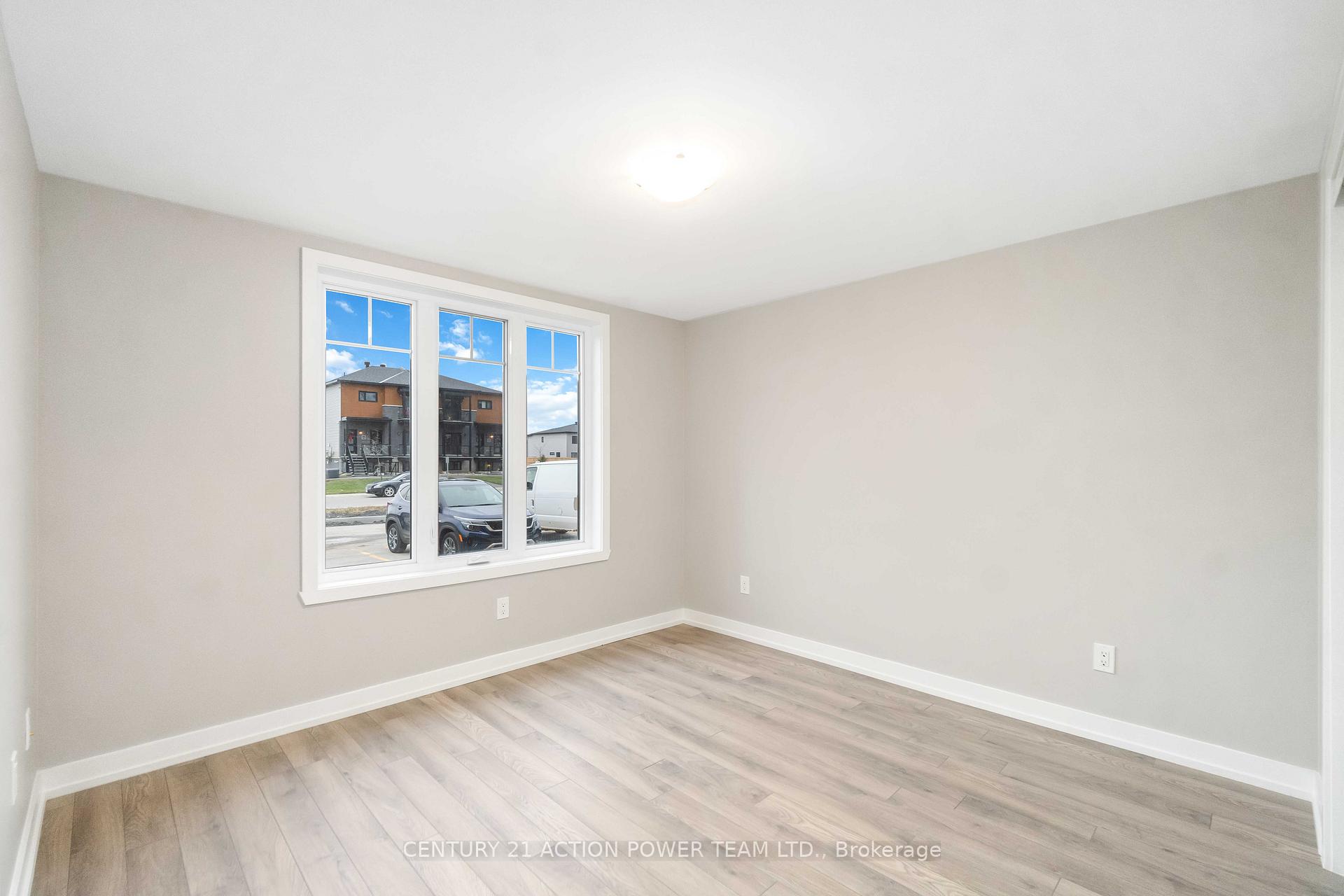 Photo 17 of Unit 209, 83 St Moritz Trail E, Embrun — HOMEH