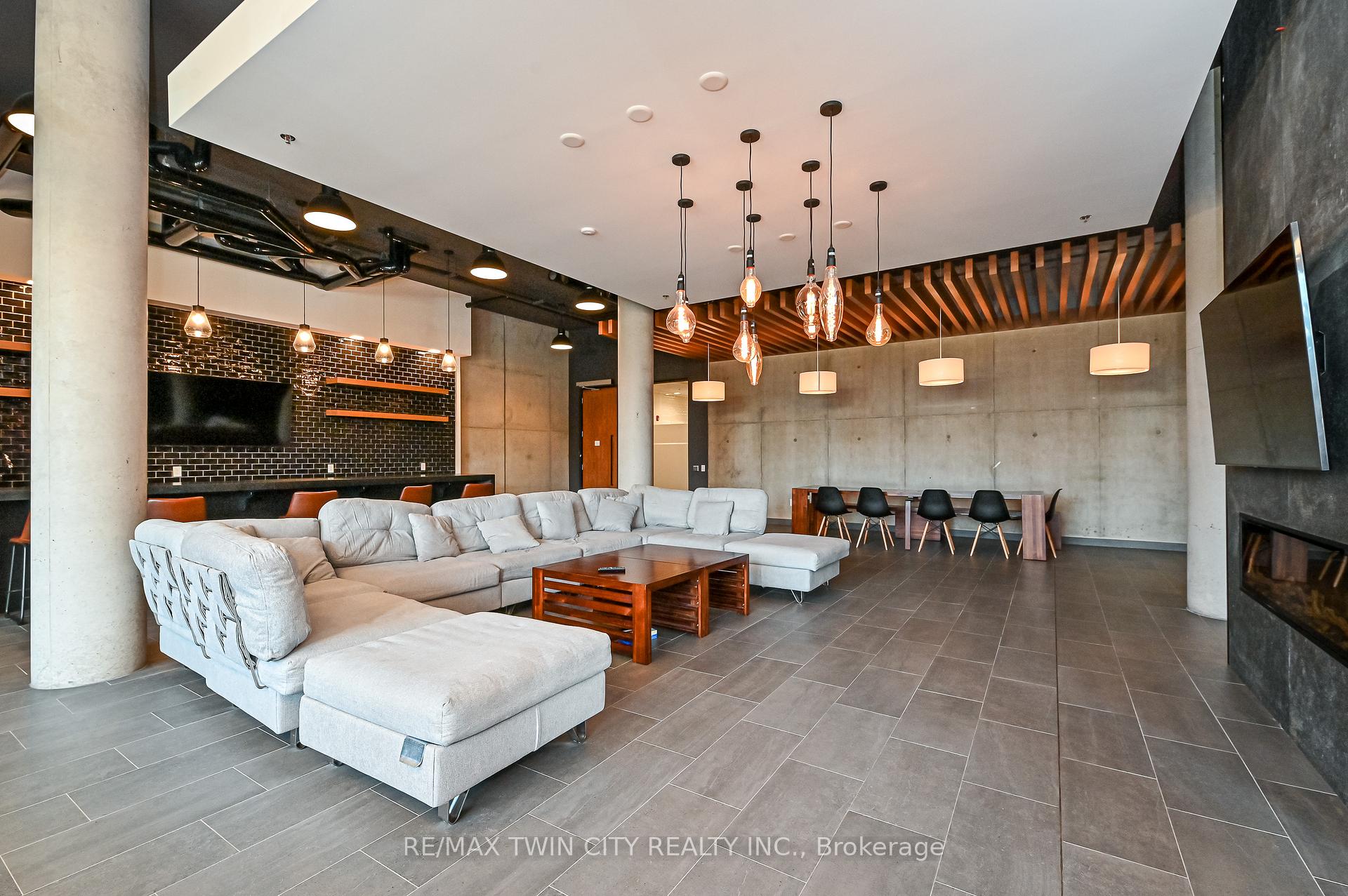 Photo 2 of Unit 419, 251 Northfield Drive E, Waterloo — HOMEH
