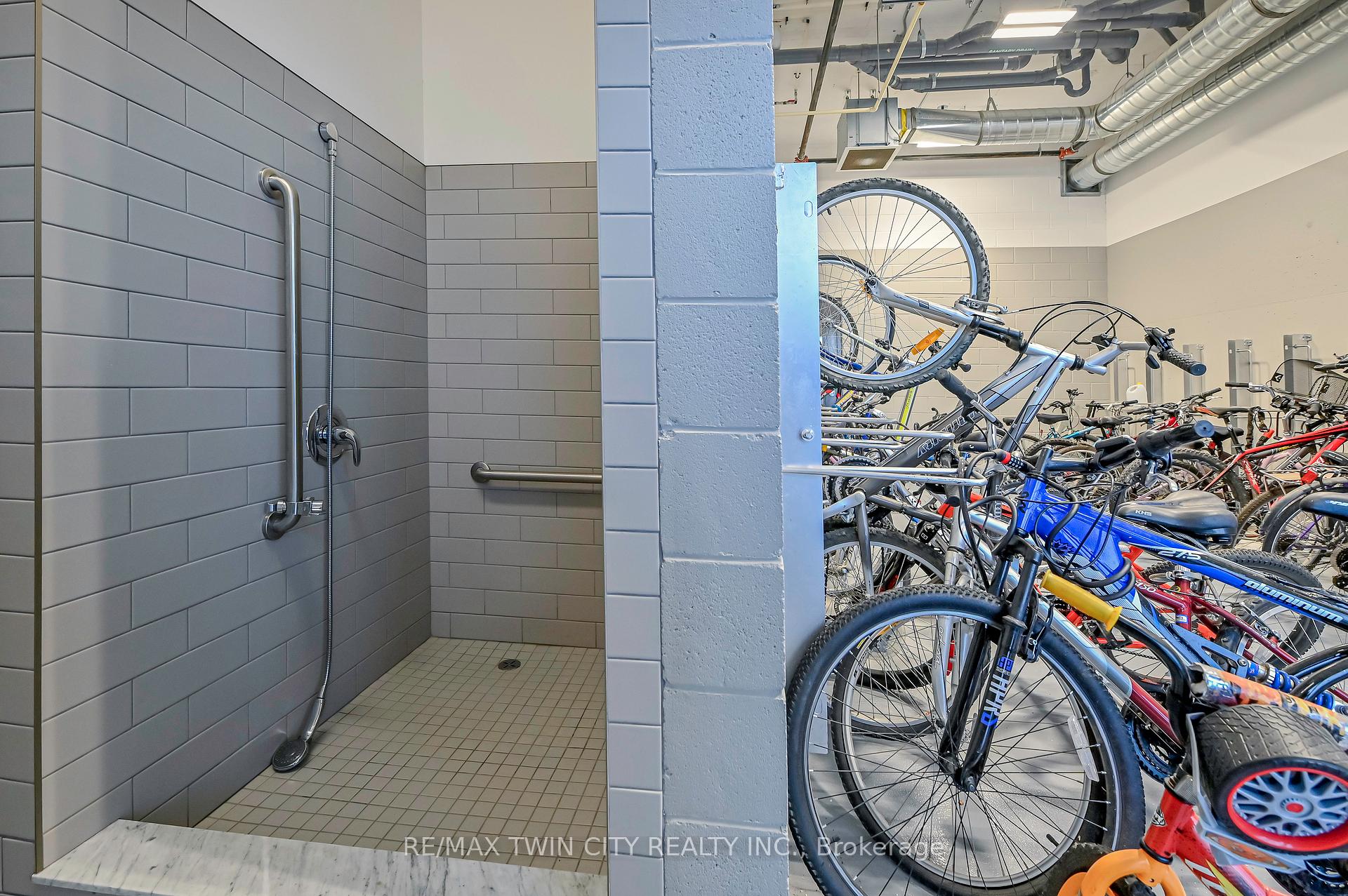Photo 9 of Unit 419, 251 Northfield Drive E, Waterloo — HOMEH