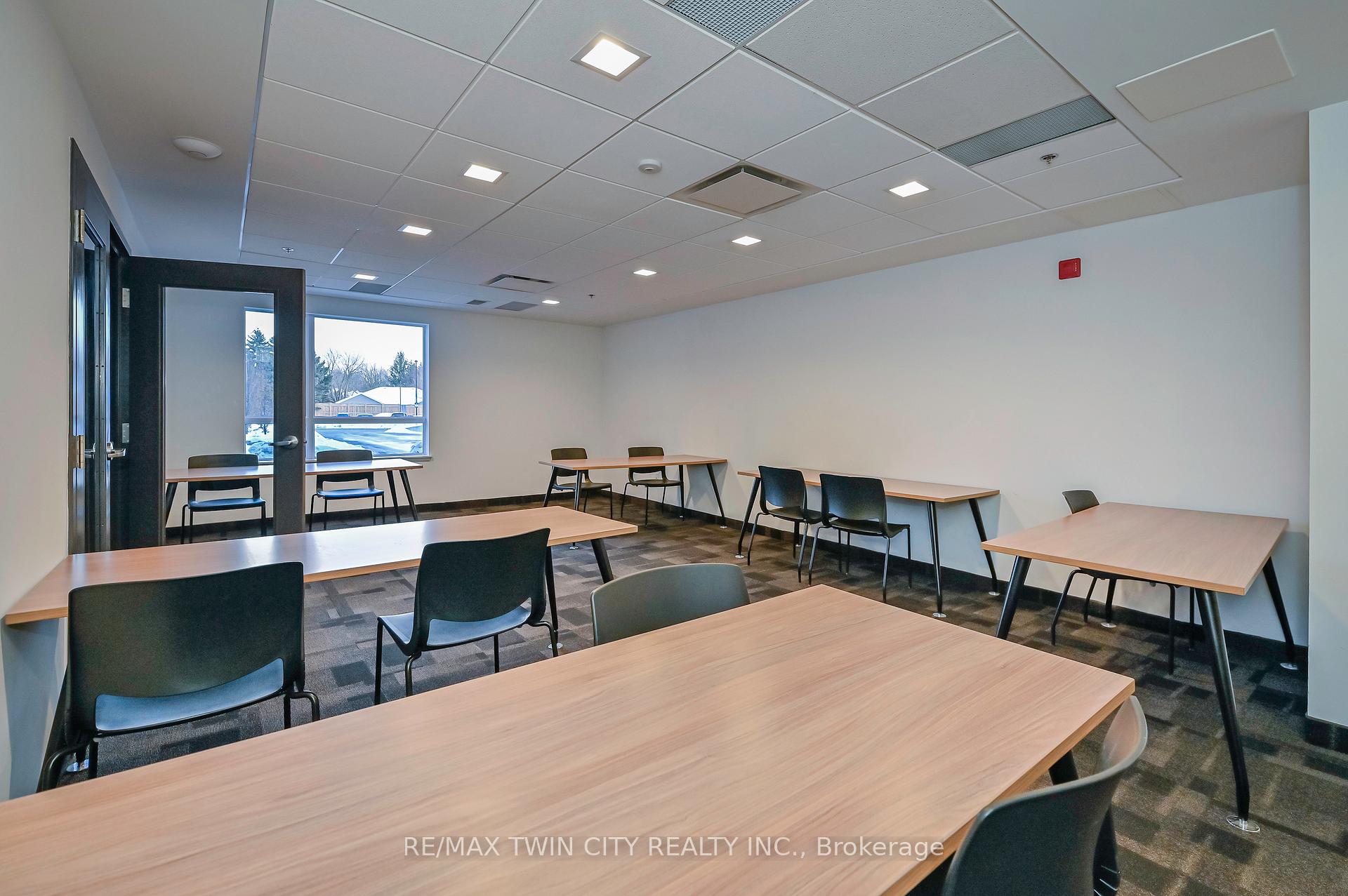 Photo 12 of Unit 419, 251 Northfield Drive E, Waterloo — HOMEH