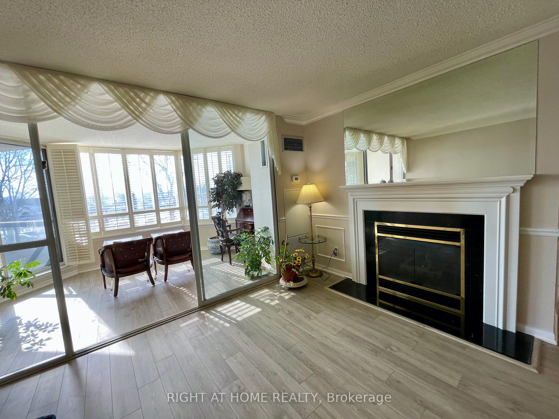 Photo 9 of Unit 206, 610 Bullock Drive, Markham, Markville — HOMEH