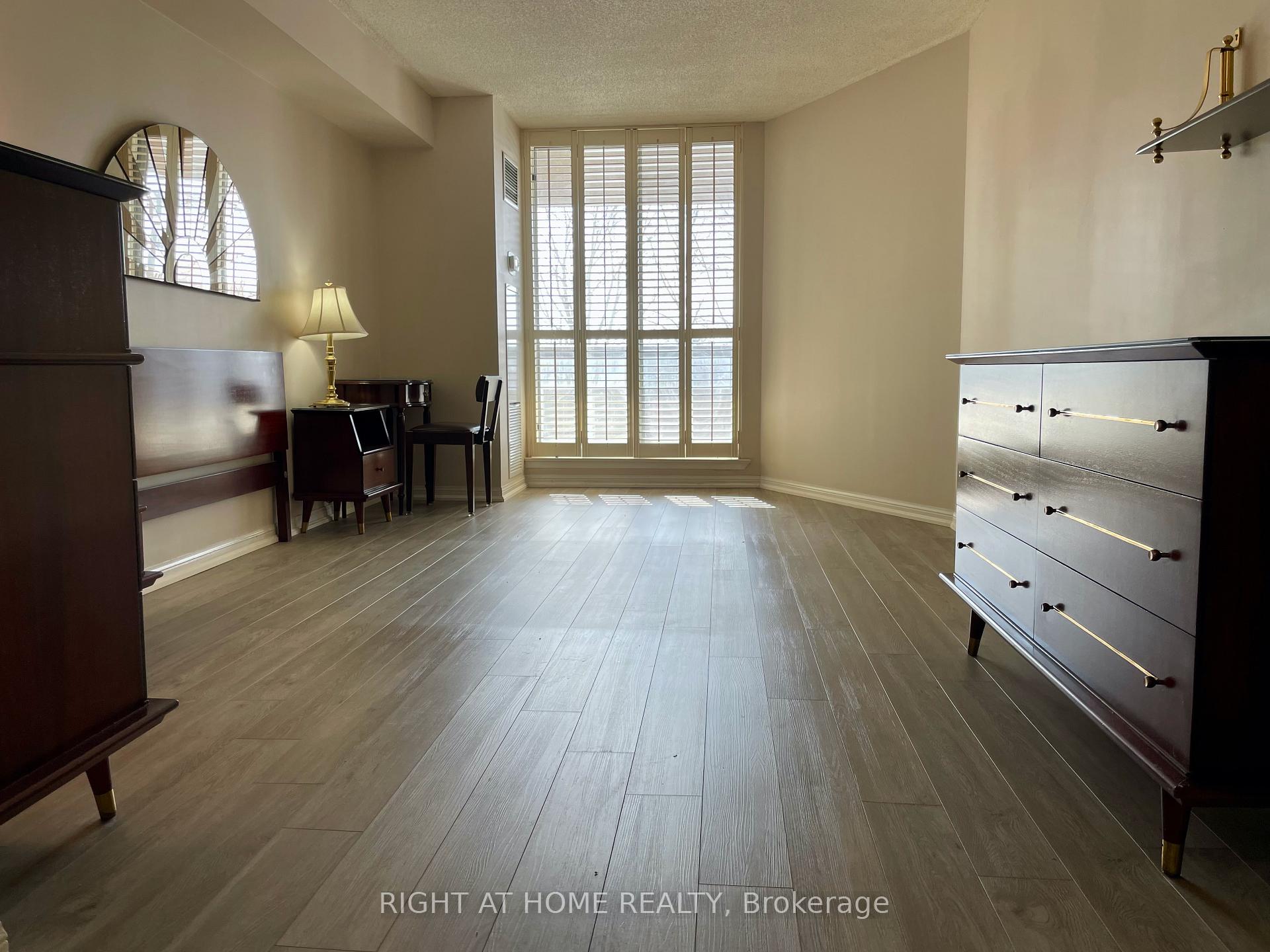 Photo 17 of Unit 206, 610 Bullock Drive, Markham, Markville — HOMEH