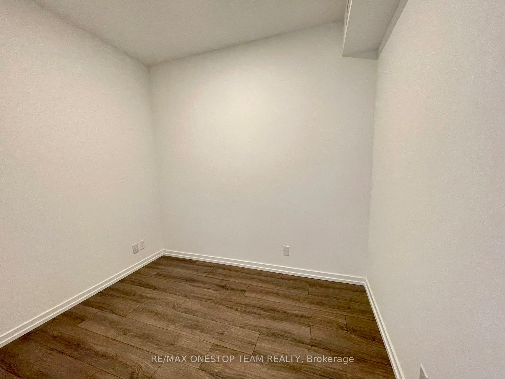 Photo 11 of Unit 1009, 1000 Portage Parkway, Vaughan, Vaughan Corporate Centre — HOMEH