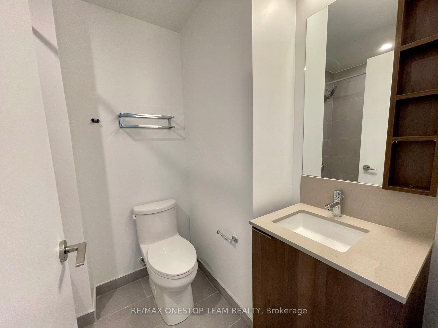 Photo 12 of Unit 1009, 1000 Portage Parkway, Vaughan, Vaughan Corporate Centre — HOMEH