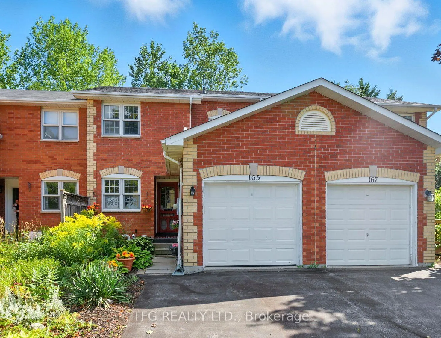 Front of 165 Sutherland Crescent