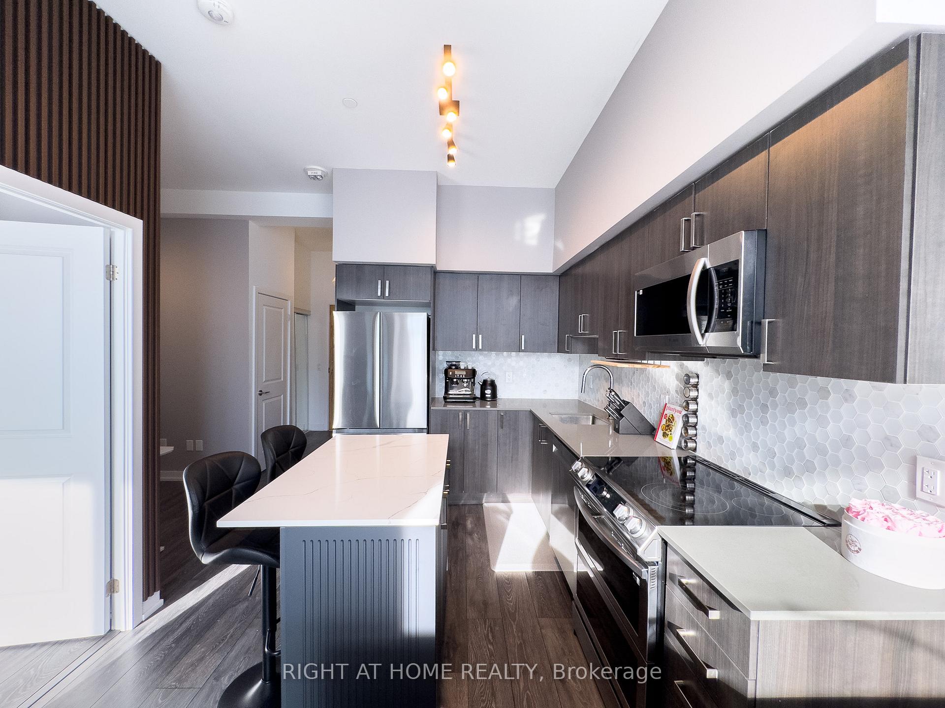 Photo 16 of Unit PH2804, 1455 Celebration Drive, Pickering, Bay Ridges — HOMEH