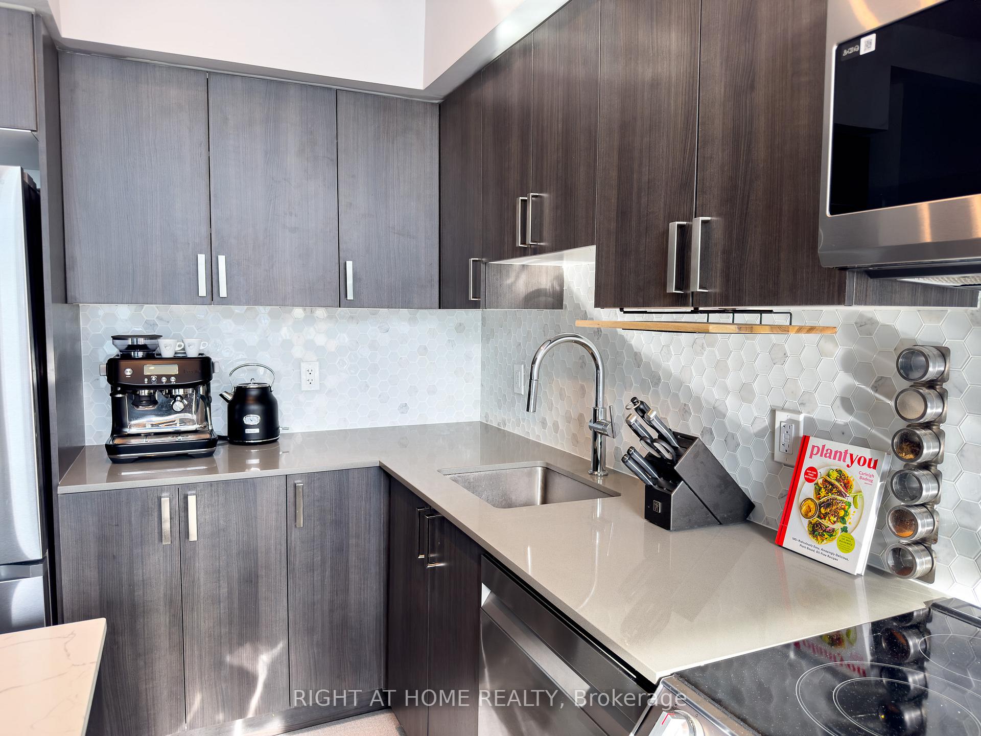 Photo 33 of Unit PH2804, 1455 Celebration Drive, Pickering, Bay Ridges — HOMEH